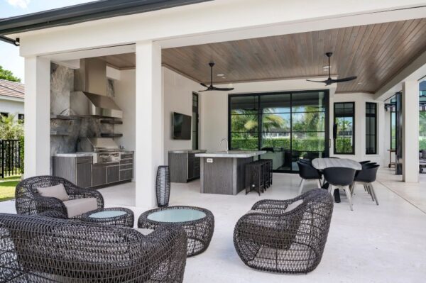 Majestic Isles outdoor patio