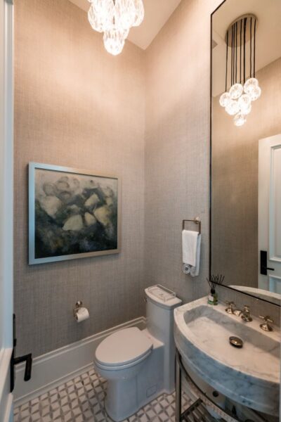 Majestic Isles bathroom