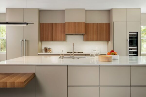 Tiburon Castillo I kitchen island